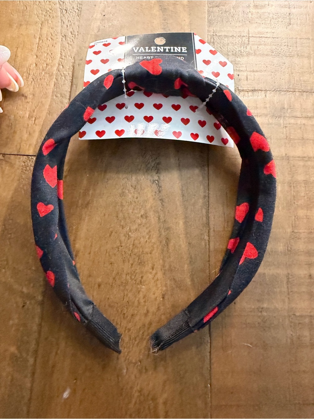 Hobby Lobby Valentine beaded padded heart headband black red hearts women